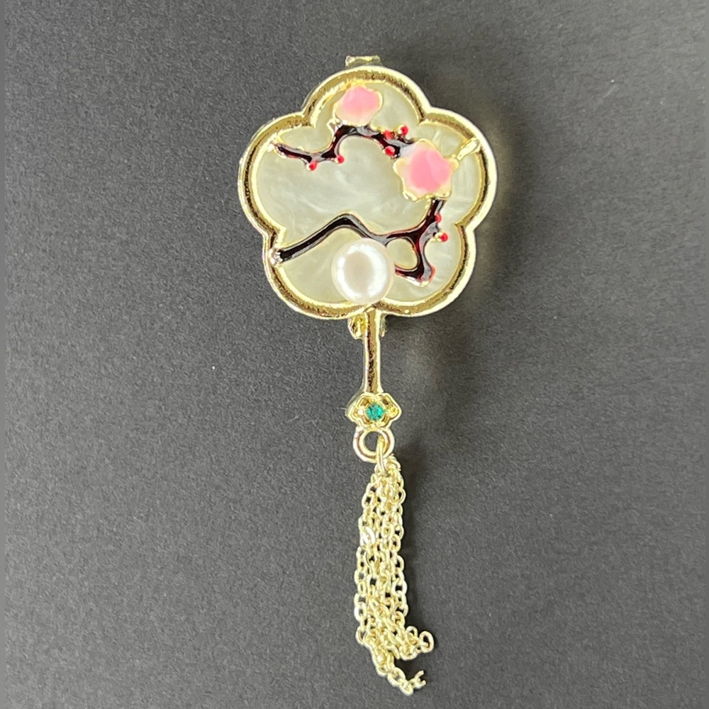 Handmade | Genuine Freshwater Pearl Pin Brooch